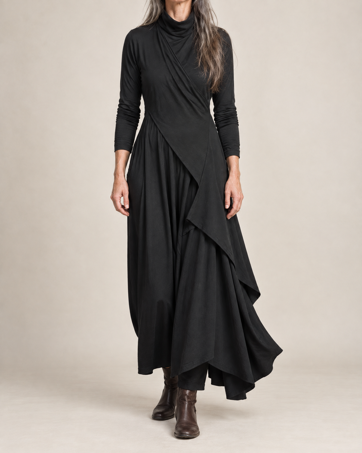 Sylvana | Drapiertes Turtleneck-Maxikleid