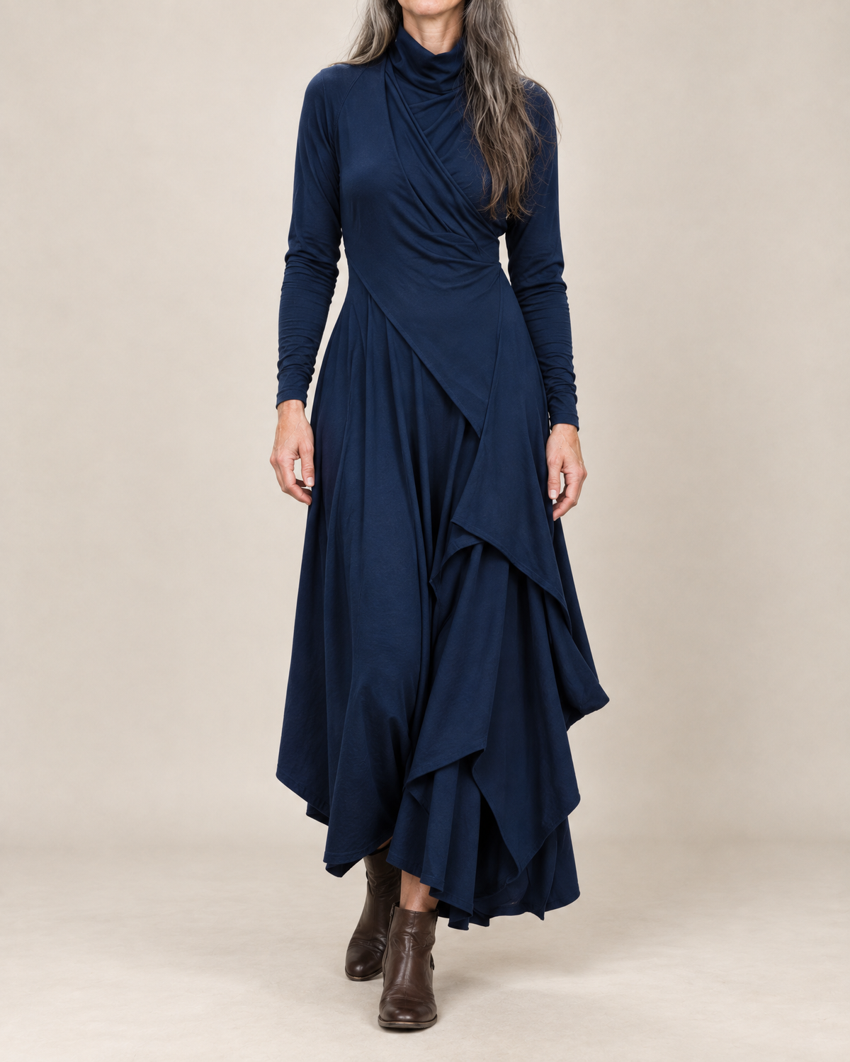 Sylvana | Drapiertes Turtleneck-Maxikleid