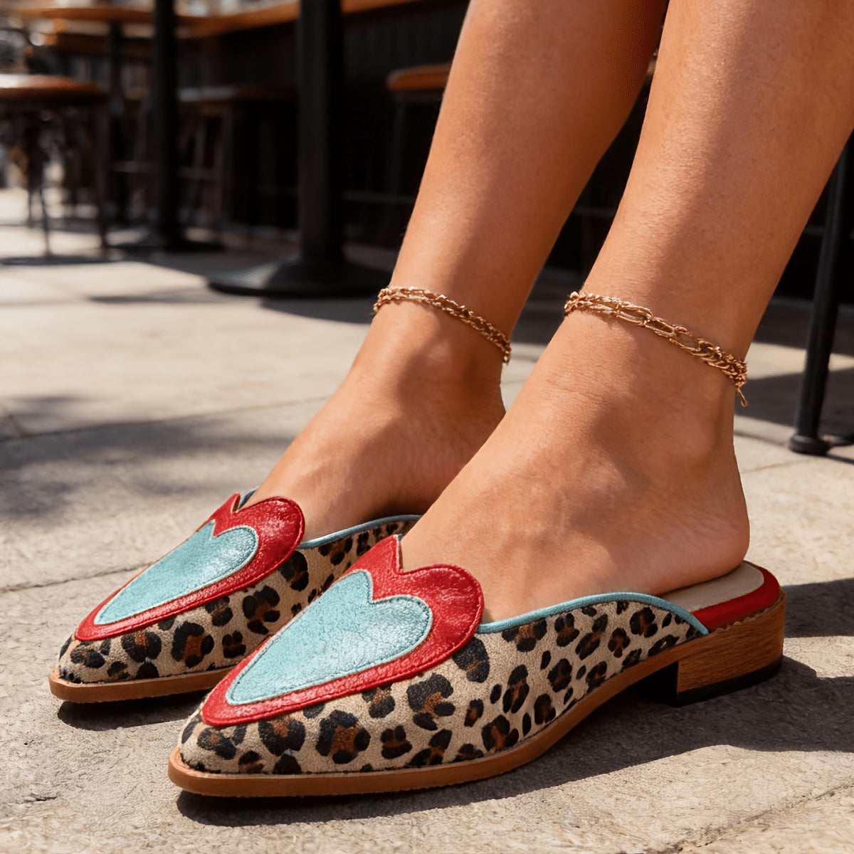Perlia | Riemenlose Mules mit Leopardenmuster