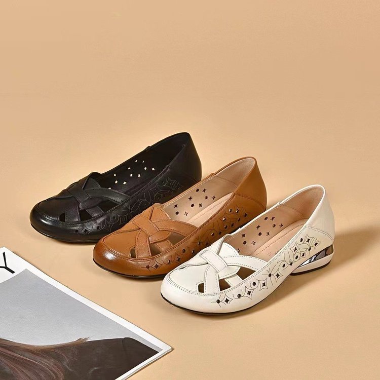 Hannah I Rutschfeste Leder-Schuhe mit Ausschnitten