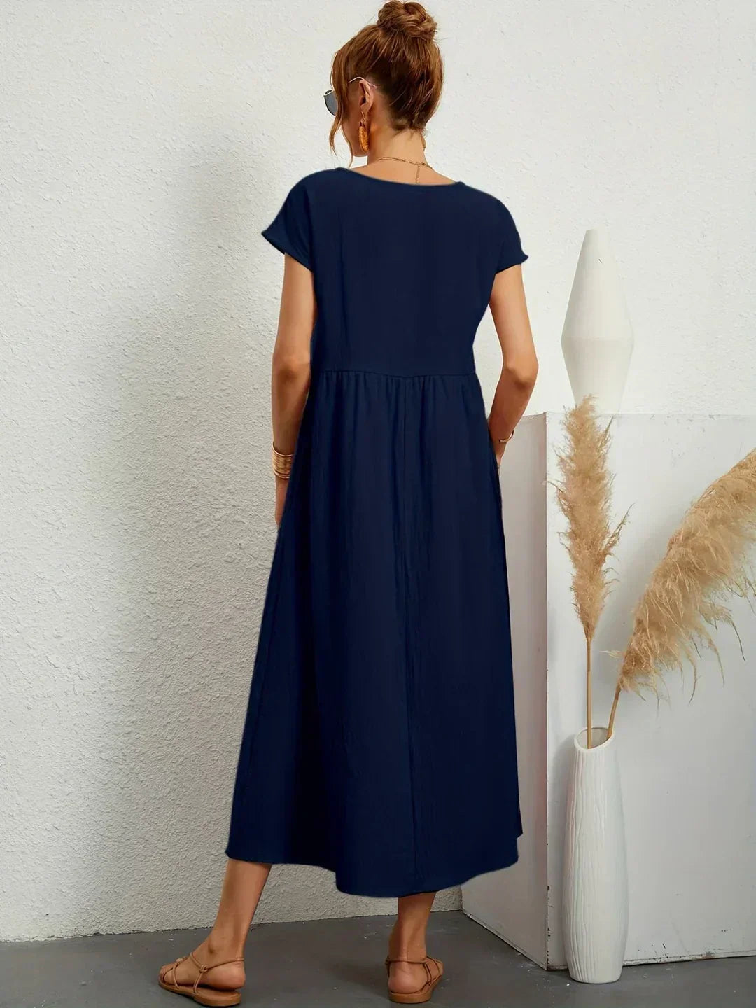 Gabrielle™ — Midi-Fluidkleid zeitlose Eleganz