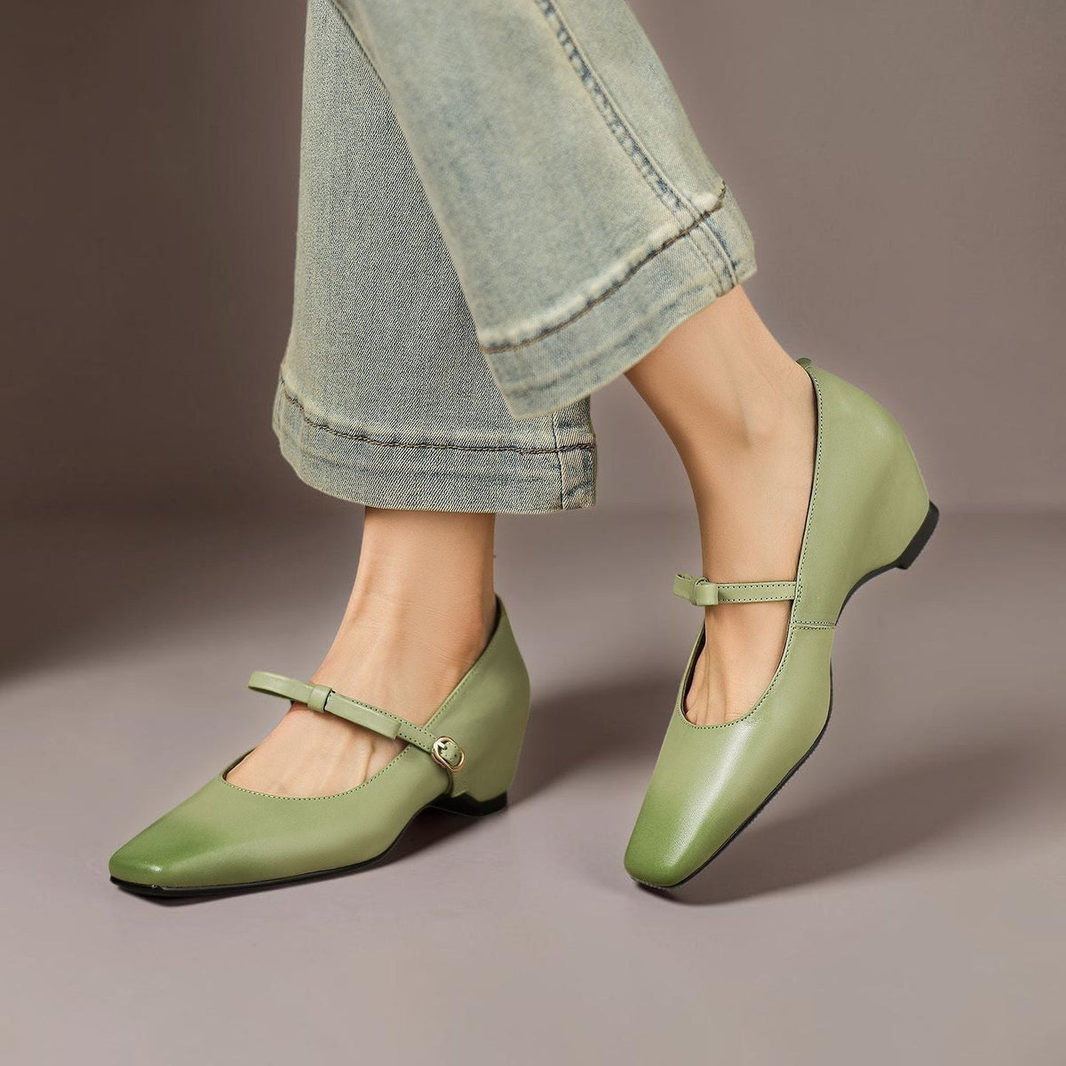 Bryony | Bogenriemen Mary Jane Pump